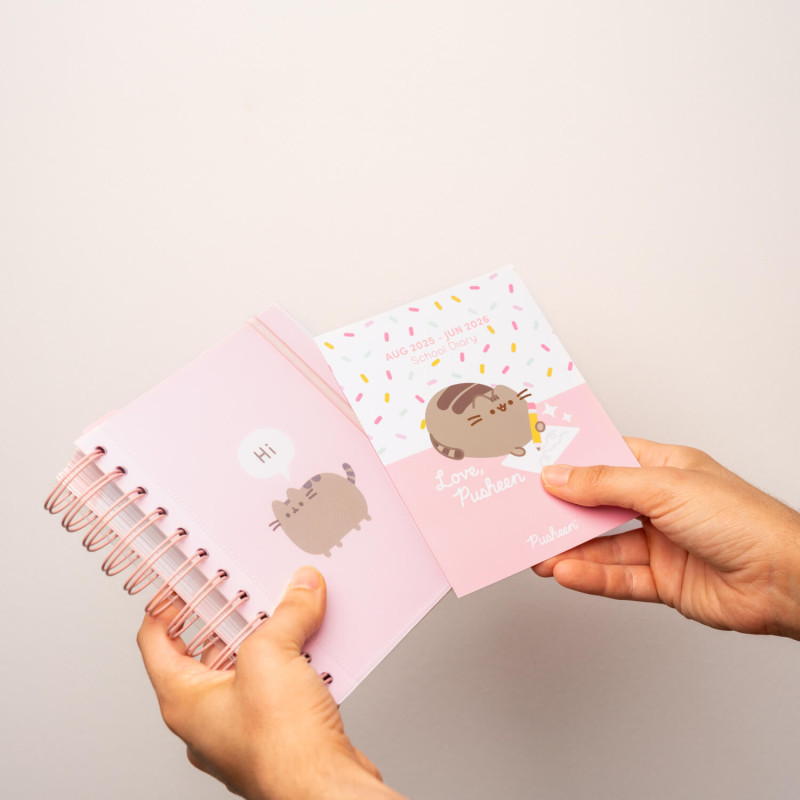 Pusheen - Daily Planner 2025/2026 Image 7