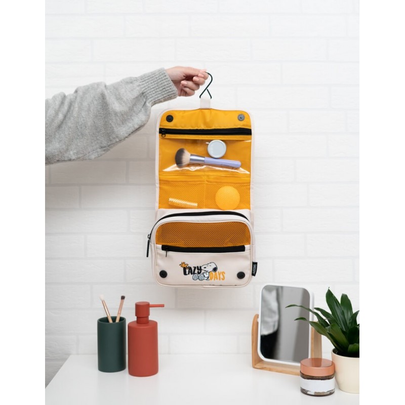 Snoopy - Travel Toiletry Bag with Hanging Hook Image 8