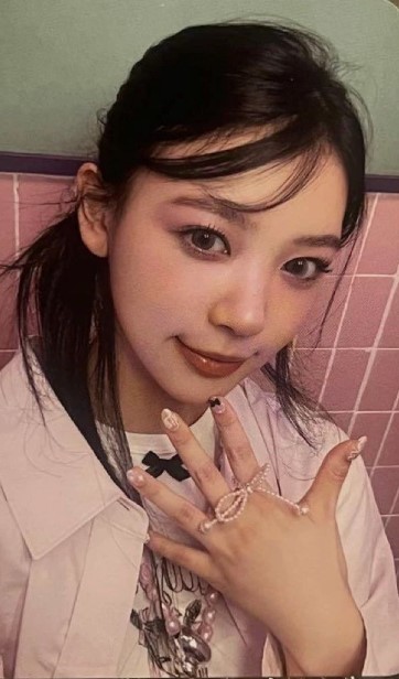 ILLIT MOKA 2nd Mini Album I