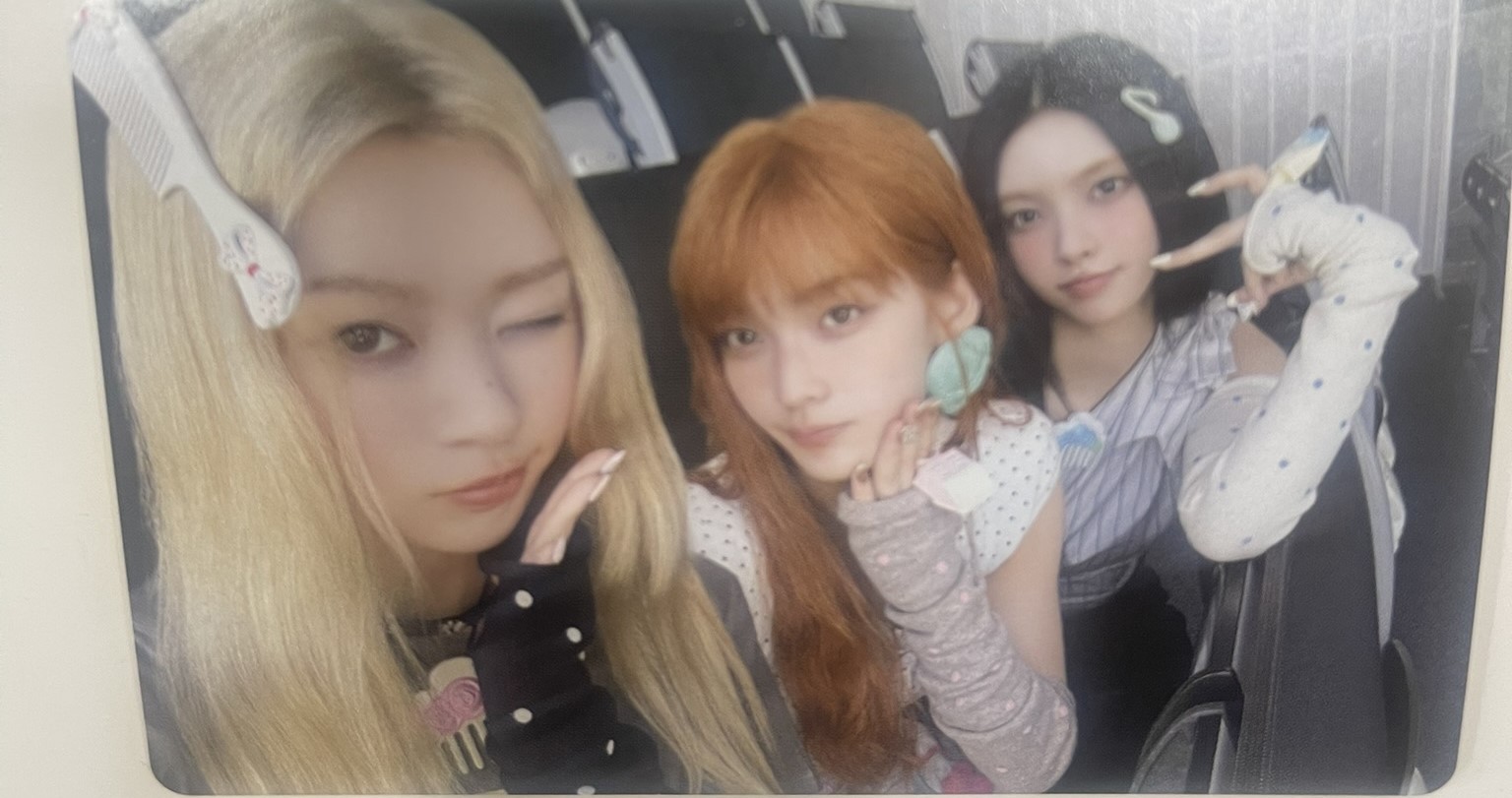 Illit Official Photocard Not cute anymore