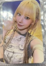 LE SSERAFIM Pureflow Official Photocard