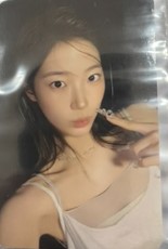 LE SSERAFIM Pureflow Official Photocard