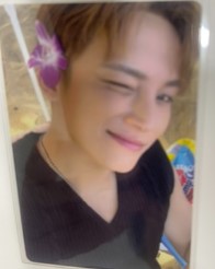 Hype Vibes Official Photocard